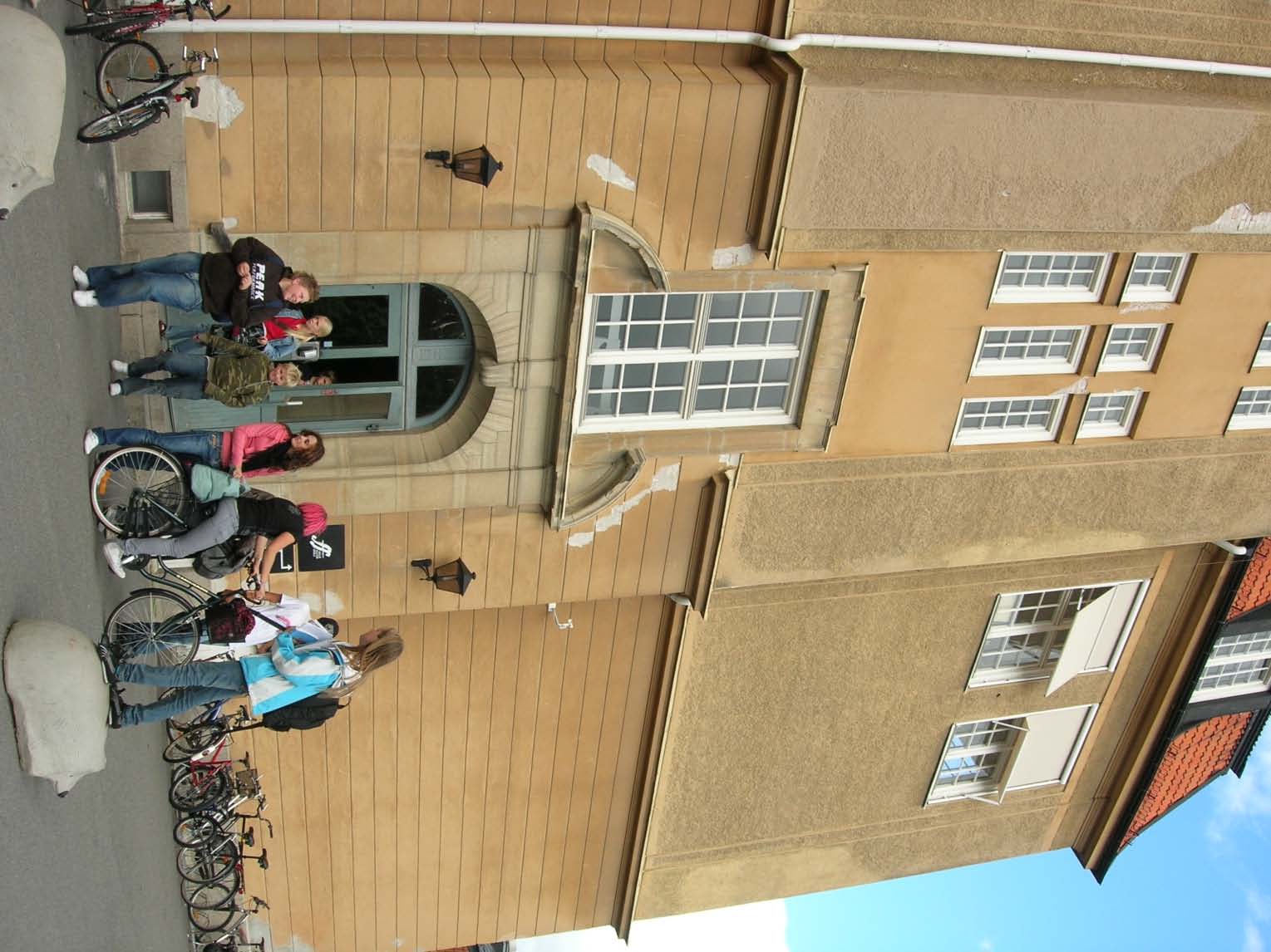 Ringsbergskolan är en kommunal F-9 skola med estetisk profil. Foto: Petter Åkerblom ningen och tekniska förvaltningens presidier.