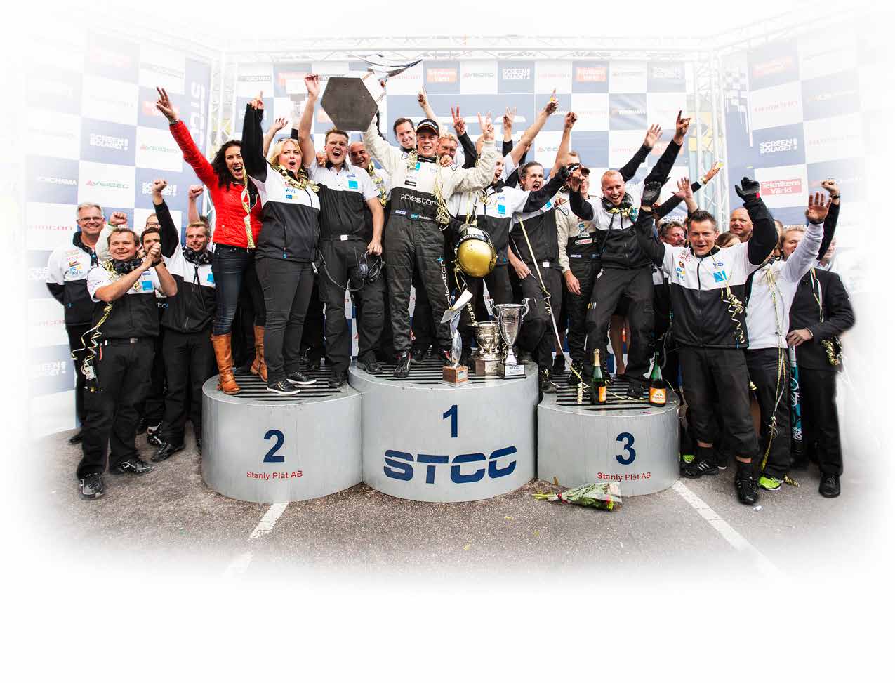 Dubbelseger för Volvo STCC-säsongen 2013 blev en succé för Swecons samarbetspartner Volvo Polestar Racing: SM-guld för Thed Björk i förarmästerskapet och SM-guld för Volvo i märkesmästerskapet.