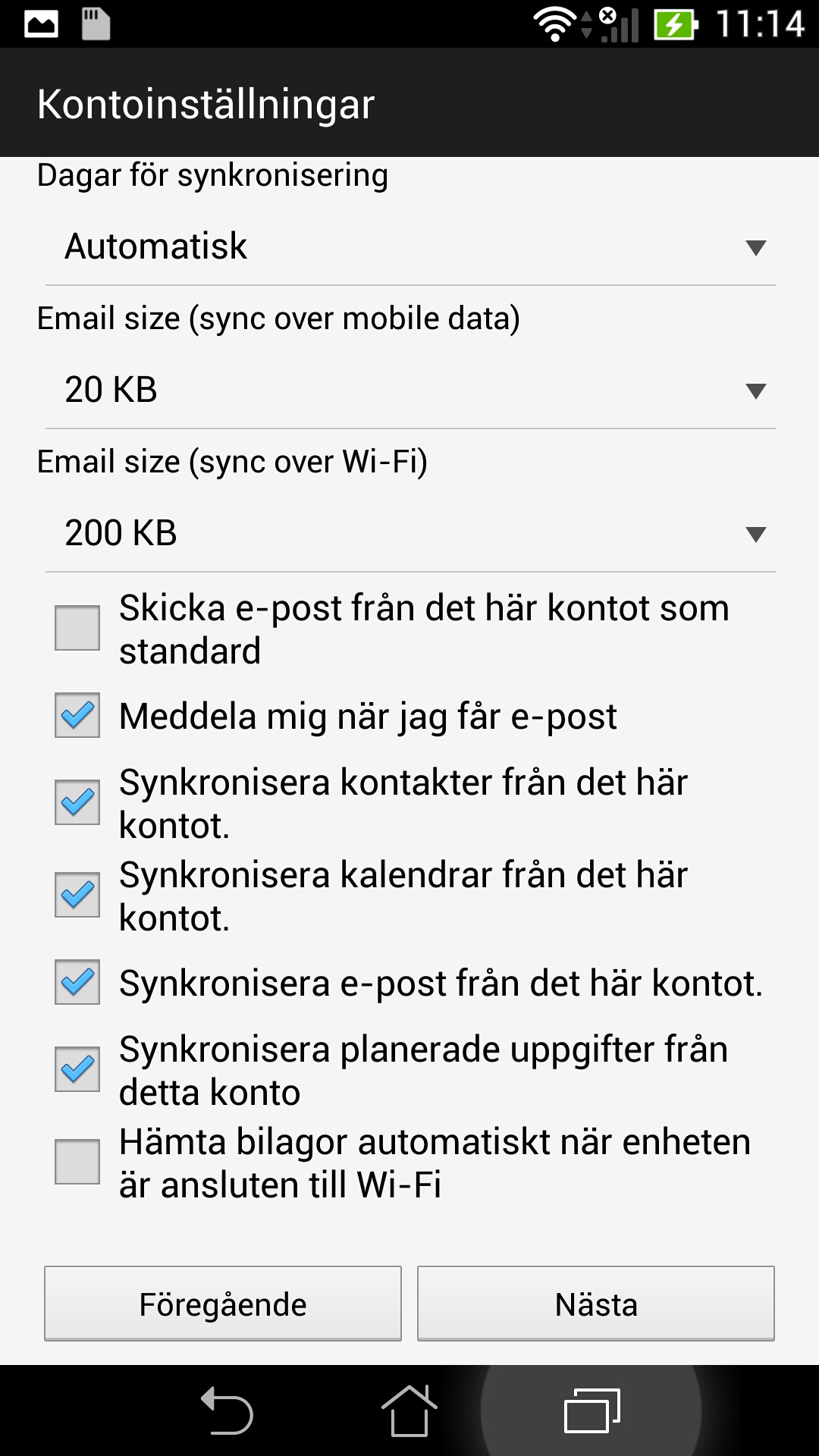 Tryck på File Manager Settings Play Store appar). för att öppna skärmen All apps (Alla Gallery Polaris Office My Library Lite Camera Play Music Maps 2. Tryck på E-post för att starta e-postappen. 3.