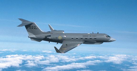 Foto Bertil Skogsberg Besättningens storlek hade nu ökats tio och ibland 11 man flög nu också med två förare samt en systemoperatör. Inom FRA tillkom också en flygande tekniker.