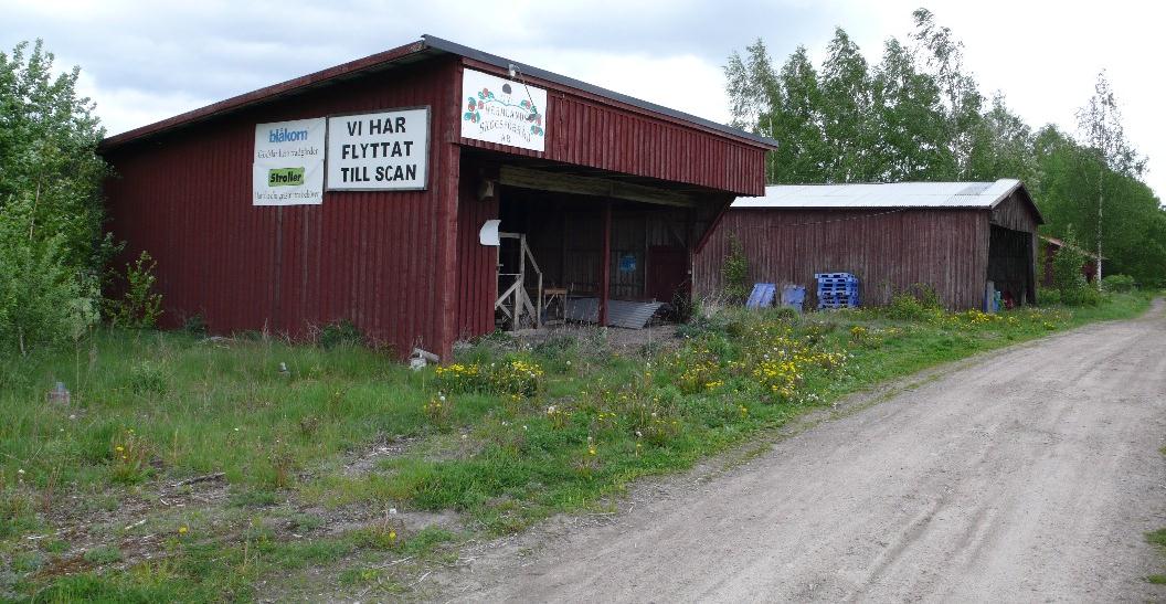 utom planområdet I anslutning till en av infartsvägarna till Viksta