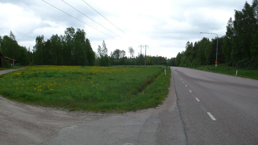14 järnvägstrafik Kil är en betydande järnvägsknut där flera banor knyts samman. Minsta avstånd från planområdet till järnvägsspår är drygt 700 meter.