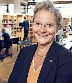REKTOR HAR ORDET Välkommen till MDH! Här börjar din resa som kommer att ge dig ny kunskap, nya vänner och många upplevelser. Väljer du en lärarutbildning ser din framtid ljus ut.