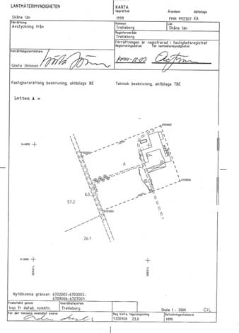 s67-68). Bild 2: Förrättningskarta över stor bostadsfastighet med kombinerat ändamål i Kronobergs län (t.v.) respektive Skåne län (t.h.). I Kronobergs län har LM en riktlinje på tio hektar som största areal, medan LM i Skåne finner upp till fem hektar tillräckligt för att föda hästar.