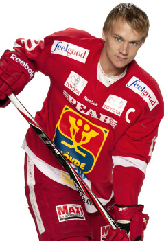 82 #56 ALEXANDER SUNDQVIST Born: 1984 Youth team: Skellefteå AIK Seasons