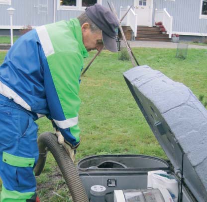Regelbundna serviceåtgärder: övervakning av reningsverkets funktion påfyllning av WehoPuts-fällningskemikalie tömning av överskottsslam Enkelt att övervaka driften Det är lätt att övervaka driften