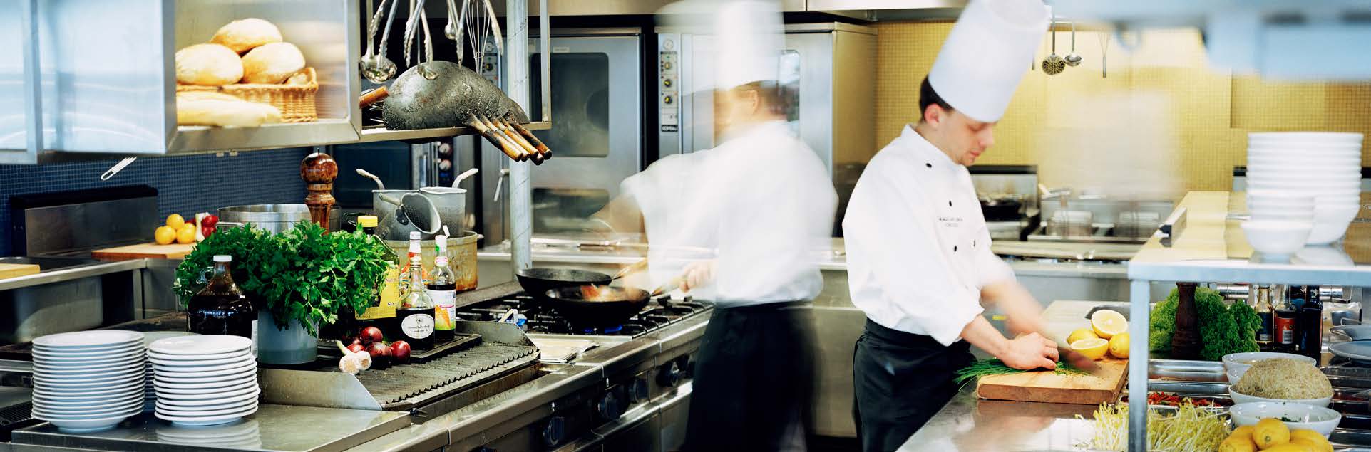 Restauranger Under 2012 uppkom cirka 142 000 ton matavfall från restauranger i Sverige vilket är cirka 15 kg per person.