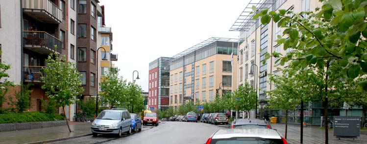 del 3 FRAMTIDSBILDER SAMRÅDSHANDLING FRAMTIDSBILD FLERKÄRNIG I denna framtidsbild förädlas Järfällas karaktär som förort med en flerkärnig struktur med viss tyngdpunkt på den regionala kärnan