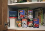 Fredrik, 32 Pinsamt jag hade en hel hög med post så jag ringde på hos grannen som jag nästan inte känner och bad honom läsa posten för mig.