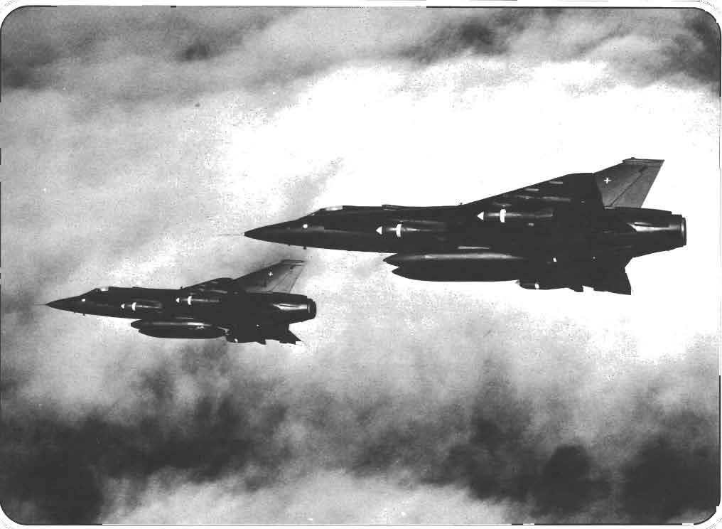 De av danskartul kopta DrakarTUl fick beteck sagningen F -35 respektive RF-35 och TF-35 (F = underhall av lika enheter ingar i det underhallssystem sorn tiiliimpas i Flygvapnet.