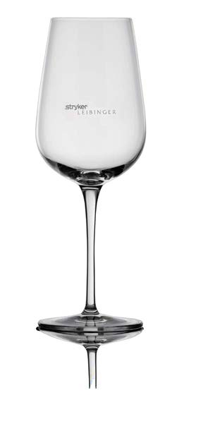 1-färgstryck 61,90 50,50 42,20 36,90 34,50 Rödvinsglas 45225 Vitvinsglas 45226 Grandezza Exklusiva vinglas i elegant design, tillverkade i vacker kristall. Välj mellan tryck på glaset eller foten.