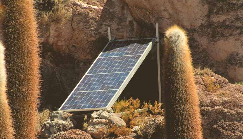1. Introduktion 1.1 Omfattning Syftet med denna installationsguide är att göra det enklare att installera nätanslutna solcellsanläggningar.