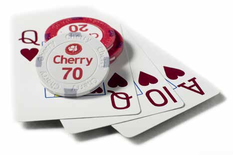 Restaurangcasino omsätter cirka en procent av den totala svenska spelmarknaden och Cherry är marknadsledande i Sverige med en marknadsandel om 64 procent.