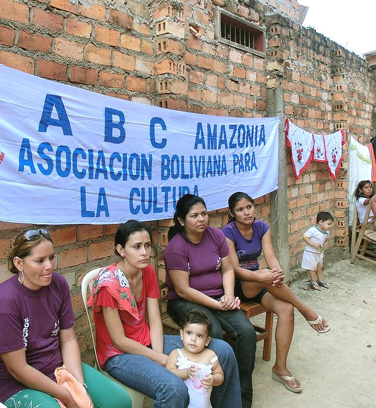 Problem med högt barnafödande och många unga mammor är stort i Guayaramerin. I september 2012 tog Guayaramerin steget fullt ut och blev en självständig ABC enhet.