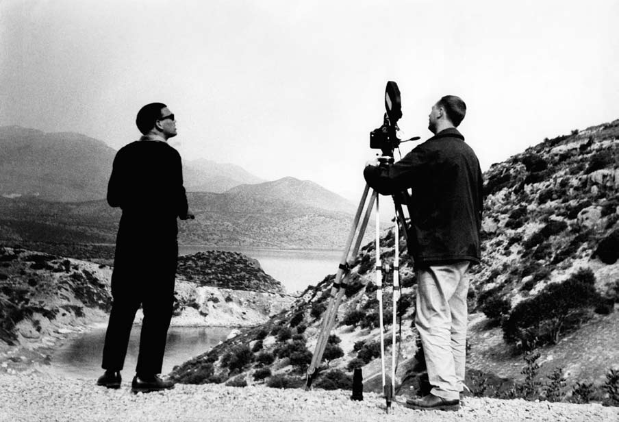 i Spanien, Lennart Olson och Kristian Romare gjorde filmer från Pakistan, Rune Hassner filmade karnevalen i Trinidad, Barbro och Günes Karabuda filmar i Afganistan, Eric M.