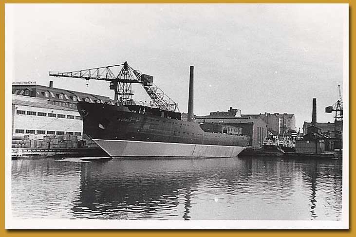 Polarisbrytaren Moskva vid utrustningskajen år 1959 Första halvåret 1959 så arbetade jag en period på Docken.