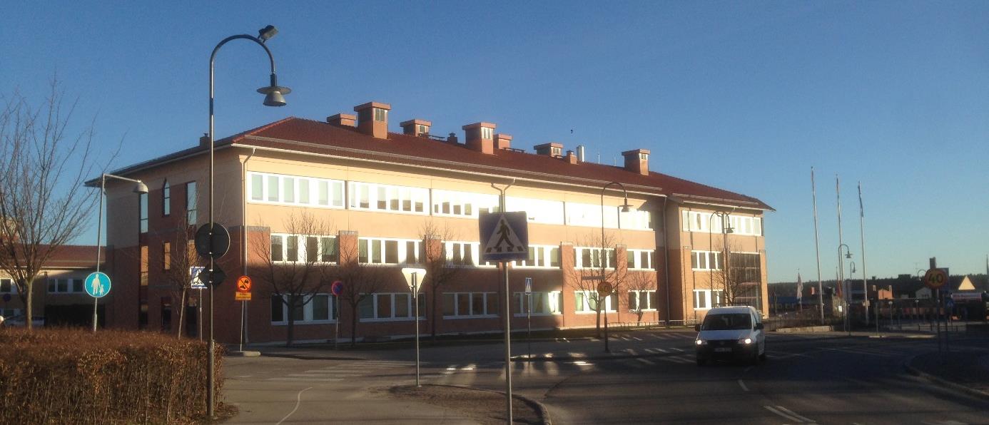 D6. Förslag till lösning - Kommunhuset Objekt 1402 är Kommunhuset som ligger på Nygatan 10 i centrala Strängnäs, 9 122m 2 BRA.