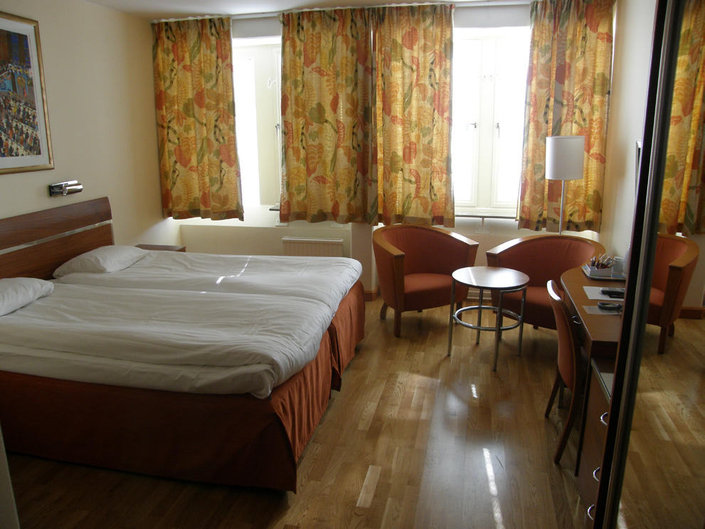 Verksamhetsberättelse KFUK-KFUM Central 2008 KOM HOTEL AB FONDFÖRVALTNINGEN Fondförvaltningen, vilken är tillsatt av årsmötet har under 2008 bestått av Hans Lagerquist, PA Aglert och Stefan Karlsson.