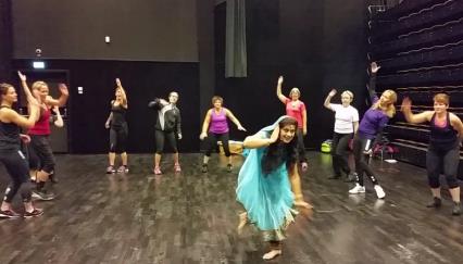 KONVENT OCH UTBILDNING Den 18-19 oktober hade vi en stor utbildningshelg. Gymmix gruppträningskonvent arrangerades i Storsjöhallen i Holmsund utanför Umeå.