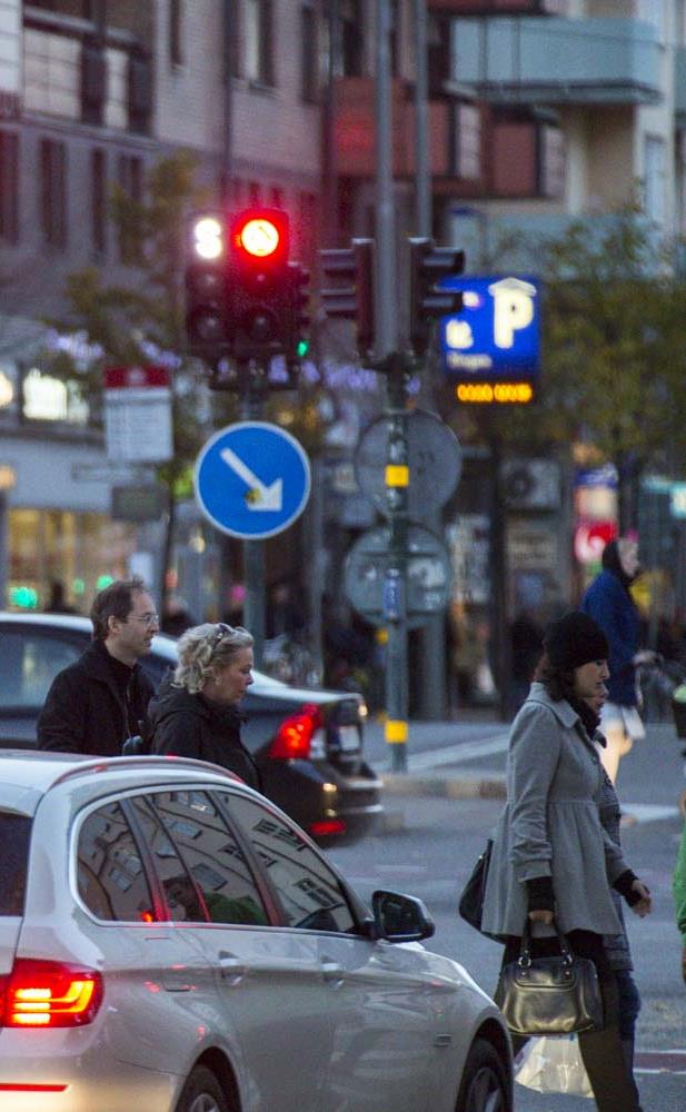 Ny Trafiksignalhandbok Stöd för kommuner och Trafikverket att tillämpa de nya föreskrifterna från