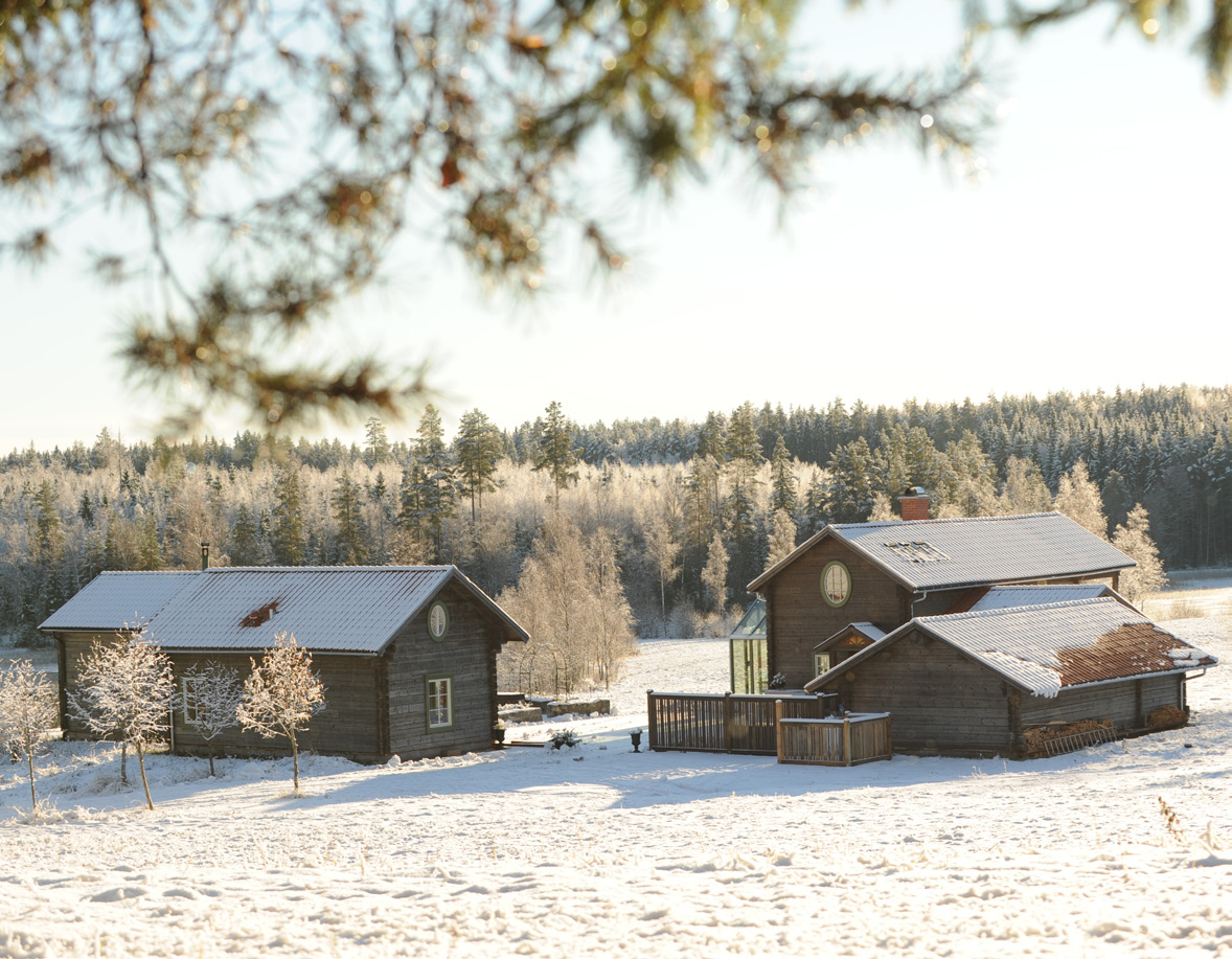 se) Bygget av Dalagård genomfördes enligt en särskild miljöplan Driften av Dalagård följer särskild miljöplan Virket till bygget togs från egen skog som är miljöcertifierad Dalagård är utrustad och