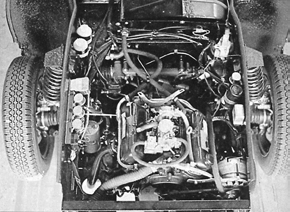 Från och med 1971 års modeller ersätts V 4-motorn på 1,5 liter med en starkare på 1,7 liter (bilden). modell får Sonetten en starkare motor på l,7 liter.