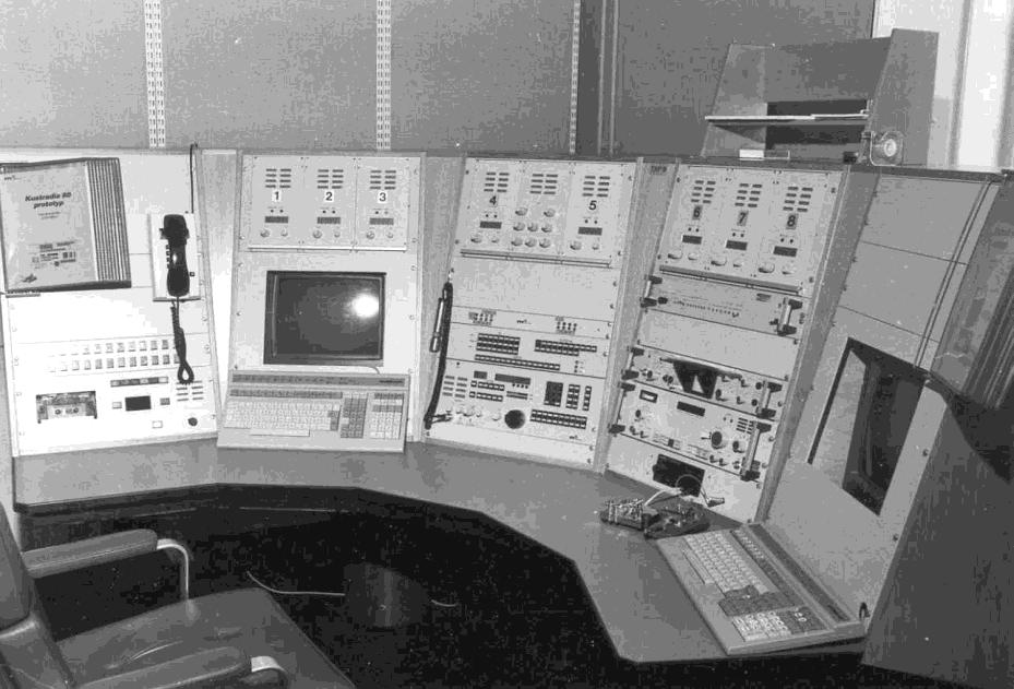 Karlskrona radio 1983 med nya expeditionen lokaliserad till Örlogshamnen Etapp 1 i