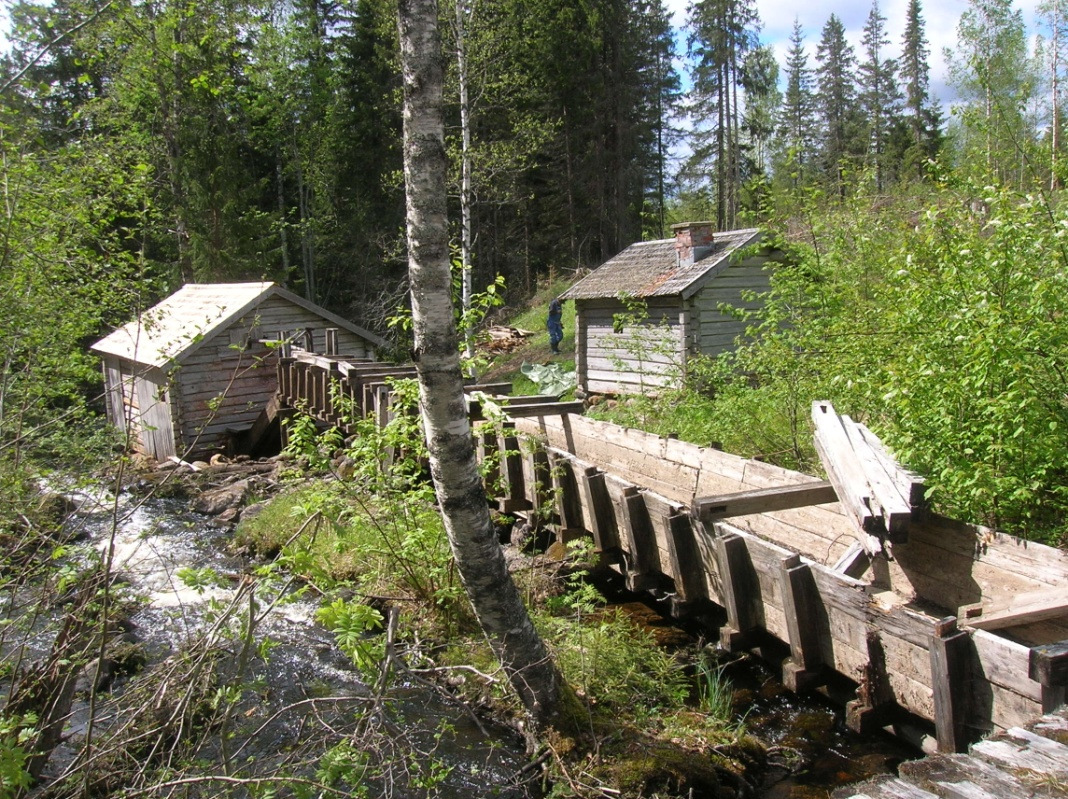 och golv Hjälta 2:8, Örnsköldsviks kommun