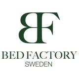 Bed Factory Sweden är en av de största tillverkarna i Skandinavien av kvalitetssängar och grundades av entreprenörerna Eva och Håkan Falk. Tillverkningen sker i Estland.