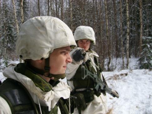 WWW.FORSVARSMAKTEN.SE 3. Defend 2. Patrol 1.