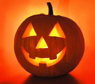 HalloweenDisco Grunden arrangerar halloweenfest tillsammans med Fritid LSS. Kom gärna utklädda. Vi lottar ut 1:e 2:e 3:e pris för bäst utklädd. Fredag 30 oktober Tid 18.30 22.