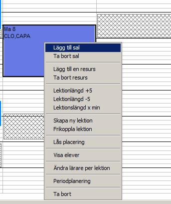 För att göra förändringar i periodplaneringen, högerklicka på lektionen och välj Periodplanering.