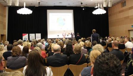 Årsredovisning 2012 Mag- och tarmföreningen i Stockholm ABF Länsföreningen har under 2012 haft en ledamot i: ABF:s kommitté för studier med funktionshinderrörelsen i Stockholms län Camilla Eriksson