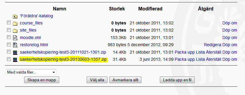 #5 Sedan skurrar Moodle på ett tag och listar vad allt den tar med i kopian. Meddelandet Note: This backup contains no user data.