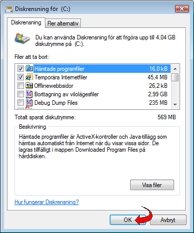 I fönstret du får upp klickar du på Diskrensning. Under tiden som Windows undersöker hårddisken får du upp fönstret du ser här nedan. Här ska du bocka för de filer du vill ta bort.