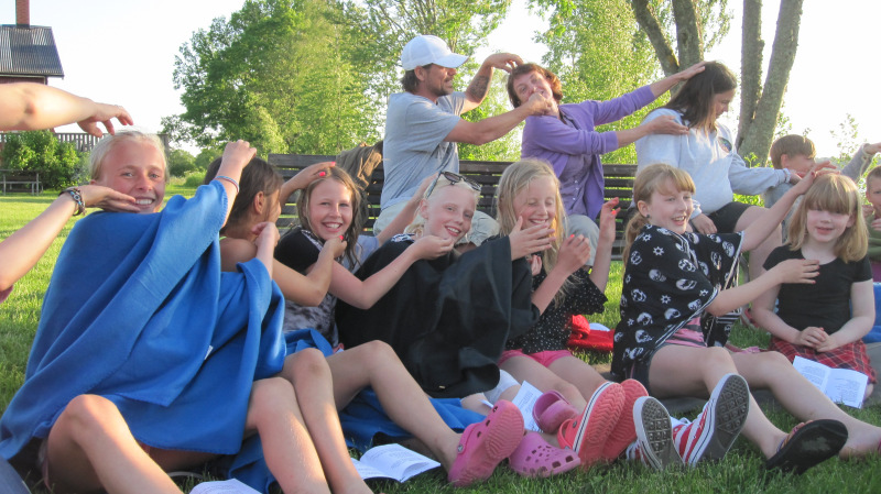 Åk 8 Konfirmation Miniorer Läs mer på vår hemsida www.kallandsrada.
