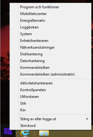 9 av 13 Fler funktioner Windowsknappen Om du högerklickar på Windowsknappen i nedre vänstra hörnet så dyker det upp en del finesser.