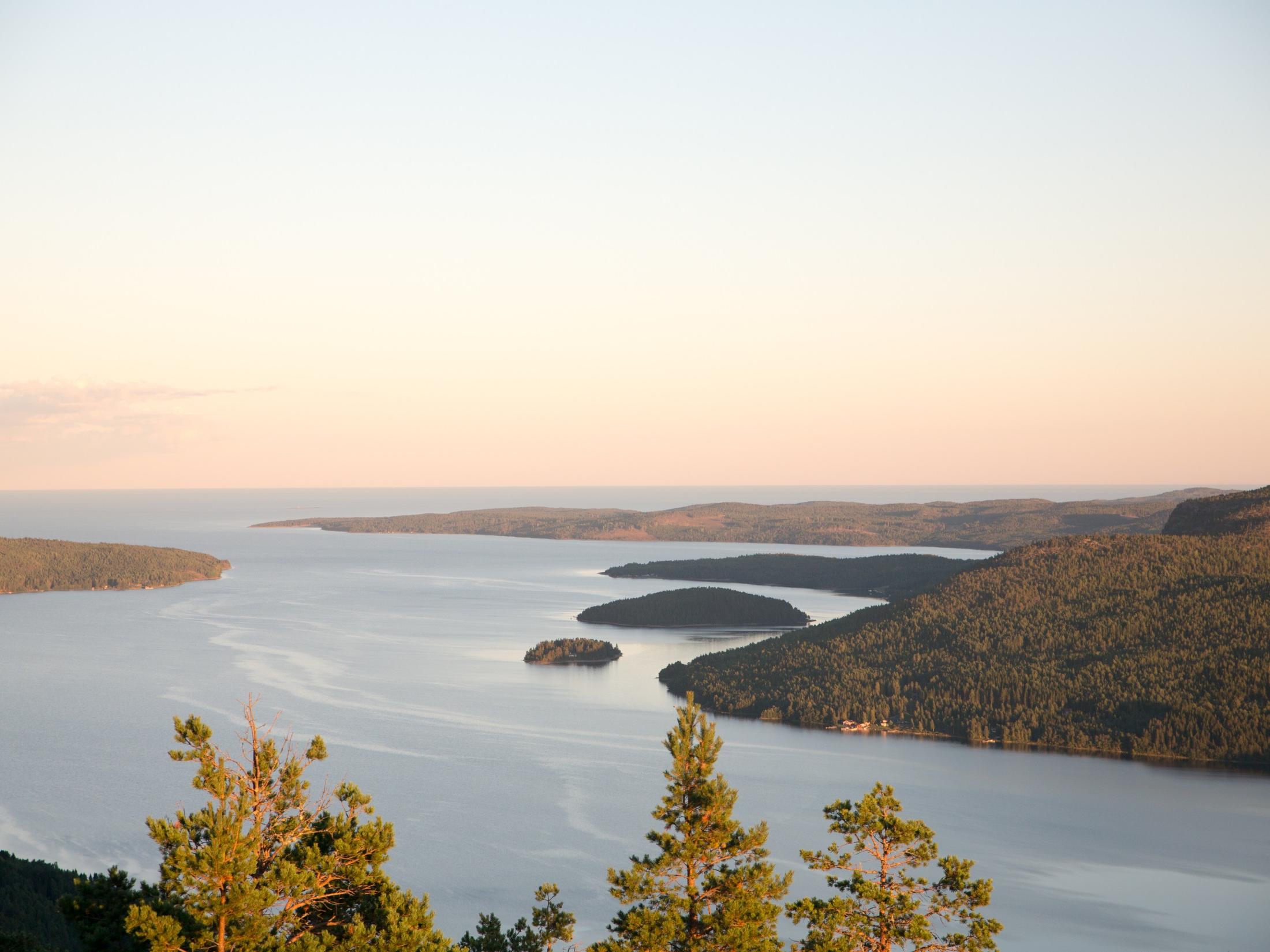 2. Var finns vi?