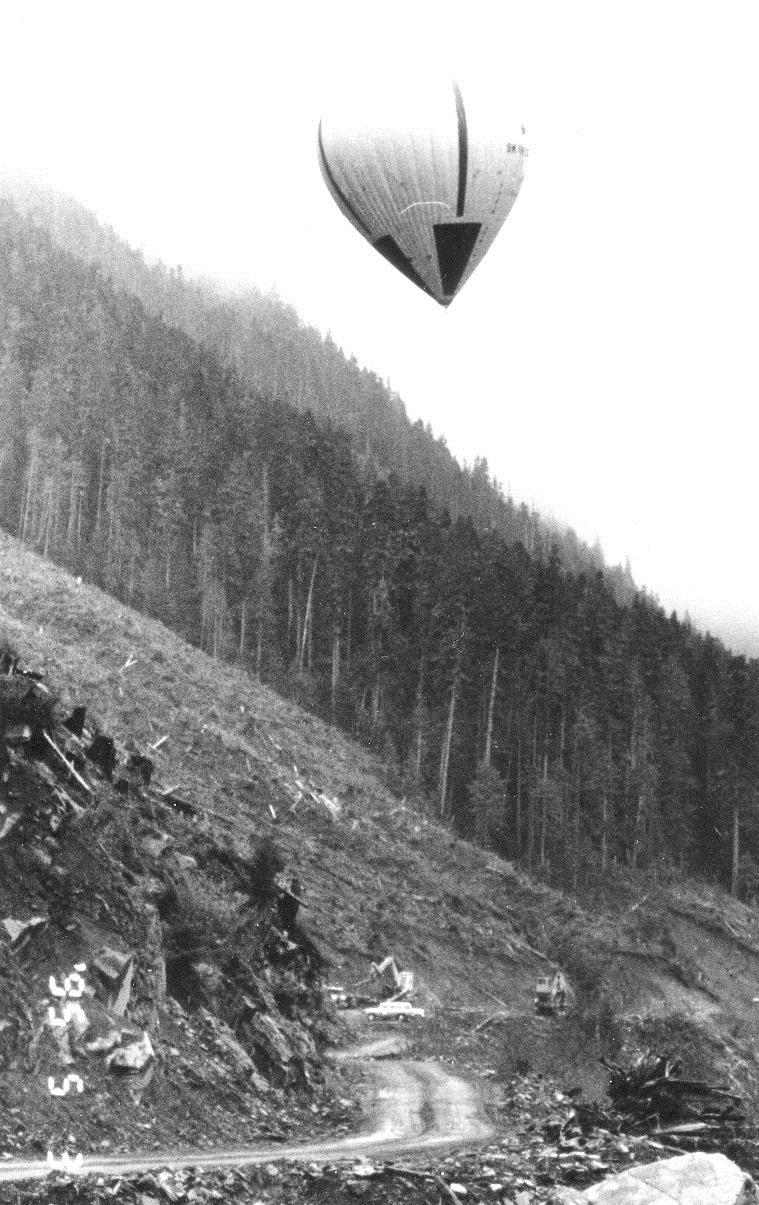 Timber harvest and transport with LTA Ever since 1950 helium-filled balloons have been used for transport of timber in USA