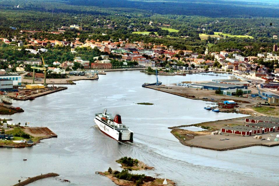 hamnområde, Oskarshamns kommun, Småland Rapport nr O-hamn 2010:10