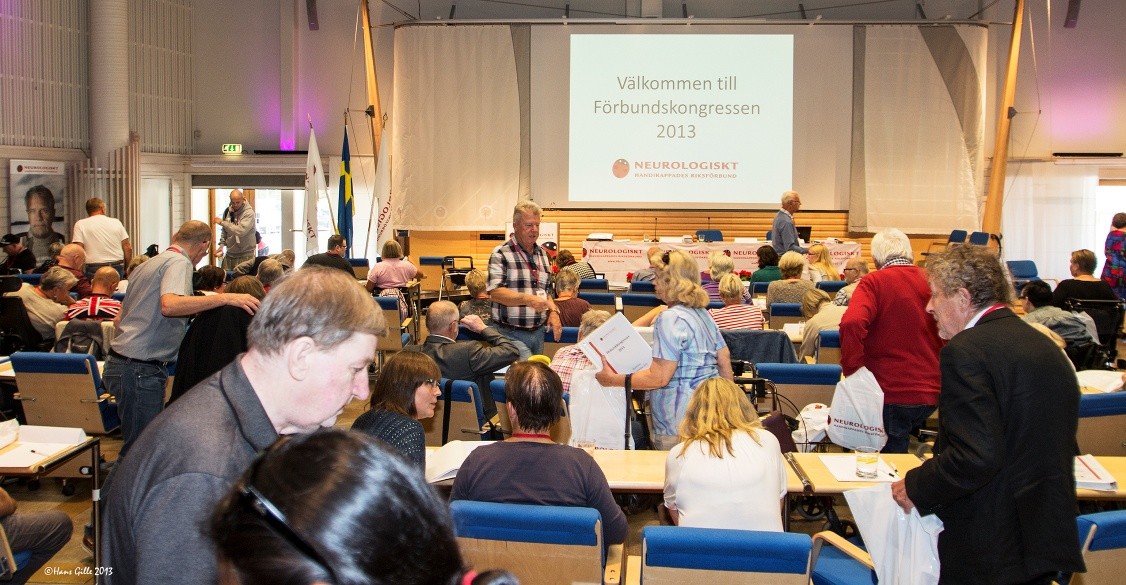 Sida 2 Förbundskongressen enades om ett nytt namn. Den 13-15 september var det förbundskongress på Djurönäset i Stockholm.