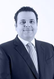 ANDRÉ LUIS GARBUGLIO André Luis Garbuglio has more than 15 years of experience in legal consulting services, with focus on corporate law, contracts, mergers and acquisitions, banking and finance,