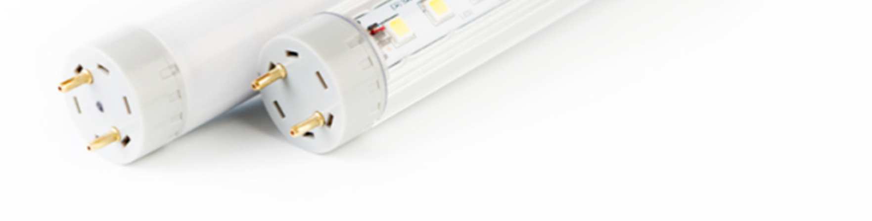 Bild 15. LED-lampor finns i många utföranden. Själva lysdioden ser ofta ut som bilden längst till höger. Dessa kan placeras en och en eller tillsammans. Underst visas exempel på LED-lysrör.