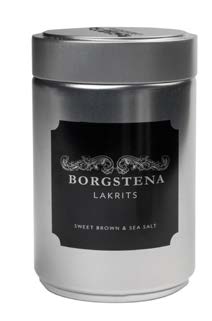 BORGSTENA TIN CAN Lakrits - en blandning av sött och salt Gåvoburk med styckförpackade lakritsbitar av smakerna Sweet Brown och Sea Salt.