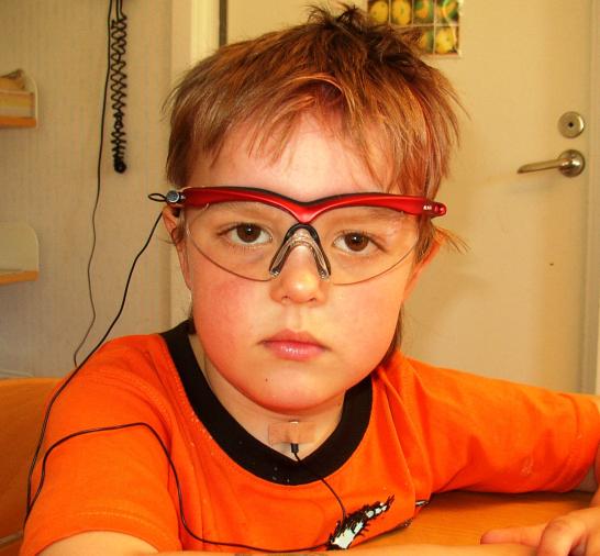 3.1.4 Utveckling av metoder för att mäta röstpåverkan Inom metodutvecklingen har tre stycken olika metoder implementerats och jämförts; 1) Kontrollerad inspelning av standardfraser i förskolan, 2)