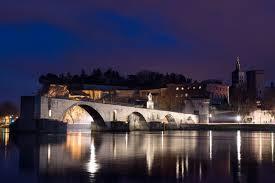Påvens palats Avignon Den omsjungna bron Tre dagars resa som utgår från Rivieran till Avignon och andra intressanta platser för oss Frimurare. Vi håller just nu på med att utforma programet.