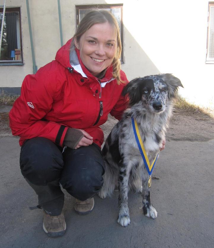 Martina Örnsjö Black Zone s Song of Shawnee - Molly (australian shepherd) Tävlar för klubb: Uppsala Hundungdom Tävlar i klass: Vi har 1:a pris i klass 3 och ska förhoppningsvis starta i eliten till