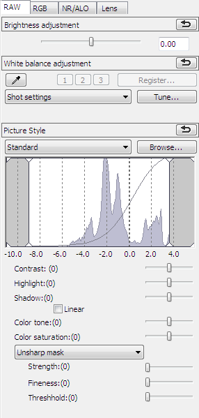 Du kan också starta programmet genom att klicka på menyn Start och välja Alla program eller Program och sedan välja Canon Utilities Digital Photo Professional XXX (XXX står för versionsnumret)