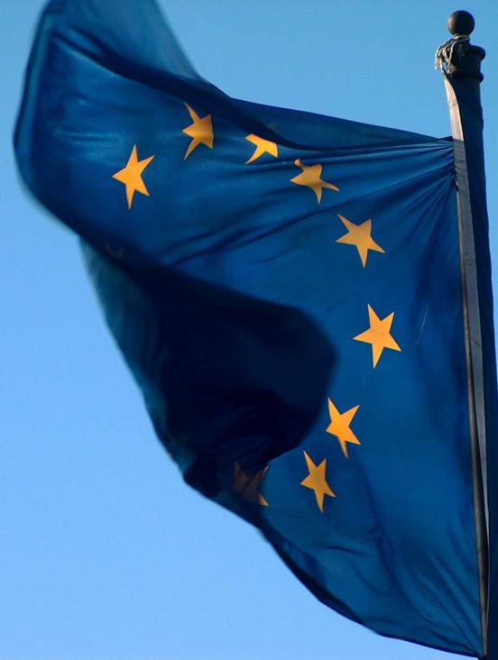 EU-direktiv Ekodesigndirektivet 2009/125/EU fastställer ramar för krav på energirelaterade produkter Kommissionens förordning (EG) nr 245/2009 när det gäller krav på ekodesign för lysrör utan inbyggt