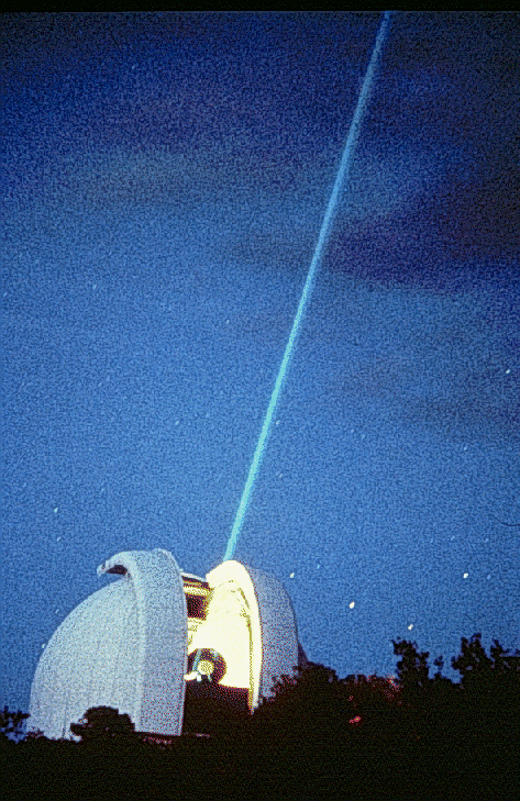 Jordens måne m II: Tidvatten Den ledande teorin: Den nybildade jorden träffades av gigantiskt asteroid för f r 4.